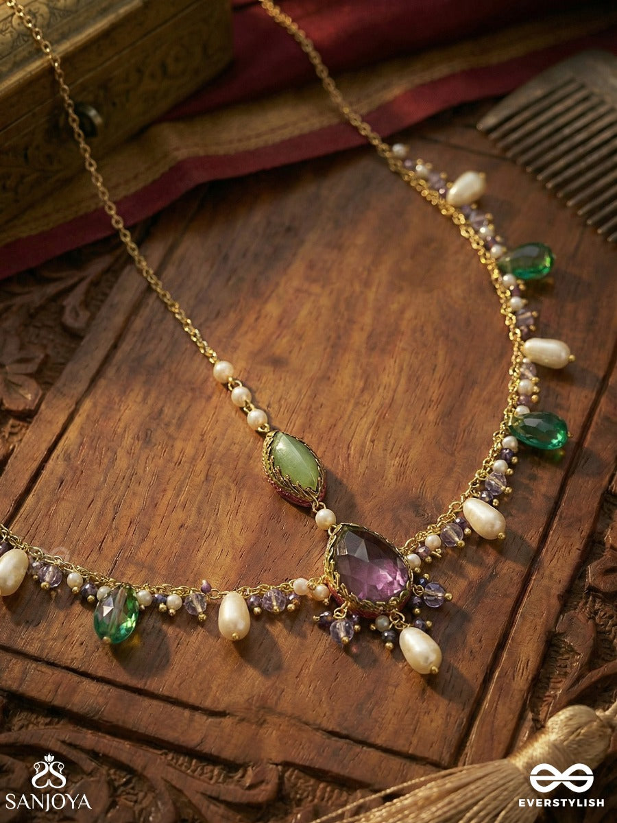 Sibira - Supreme Royalty - Stone, Beads And Glass Drops Embroidered Maangtika