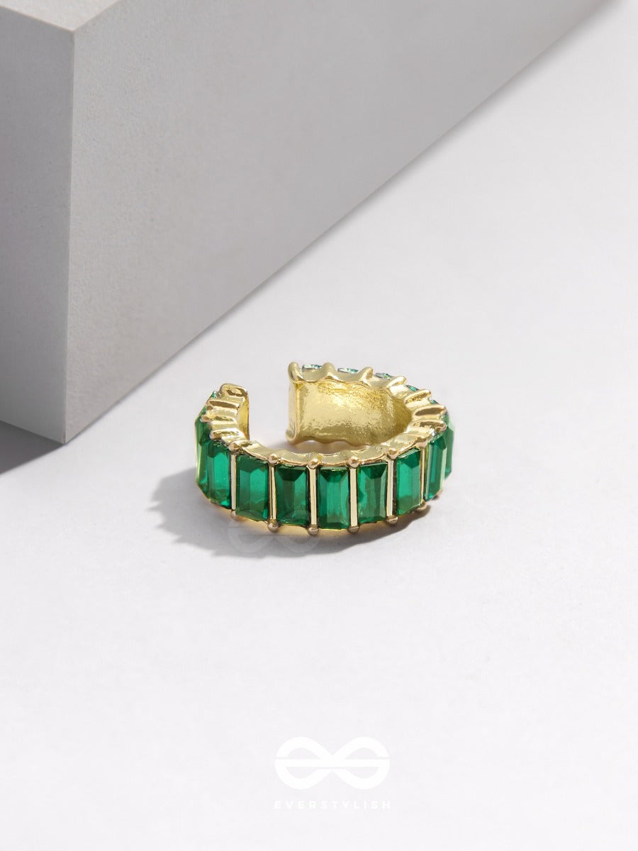 Sparkling Halo - Golden Embellished Ring (Green)