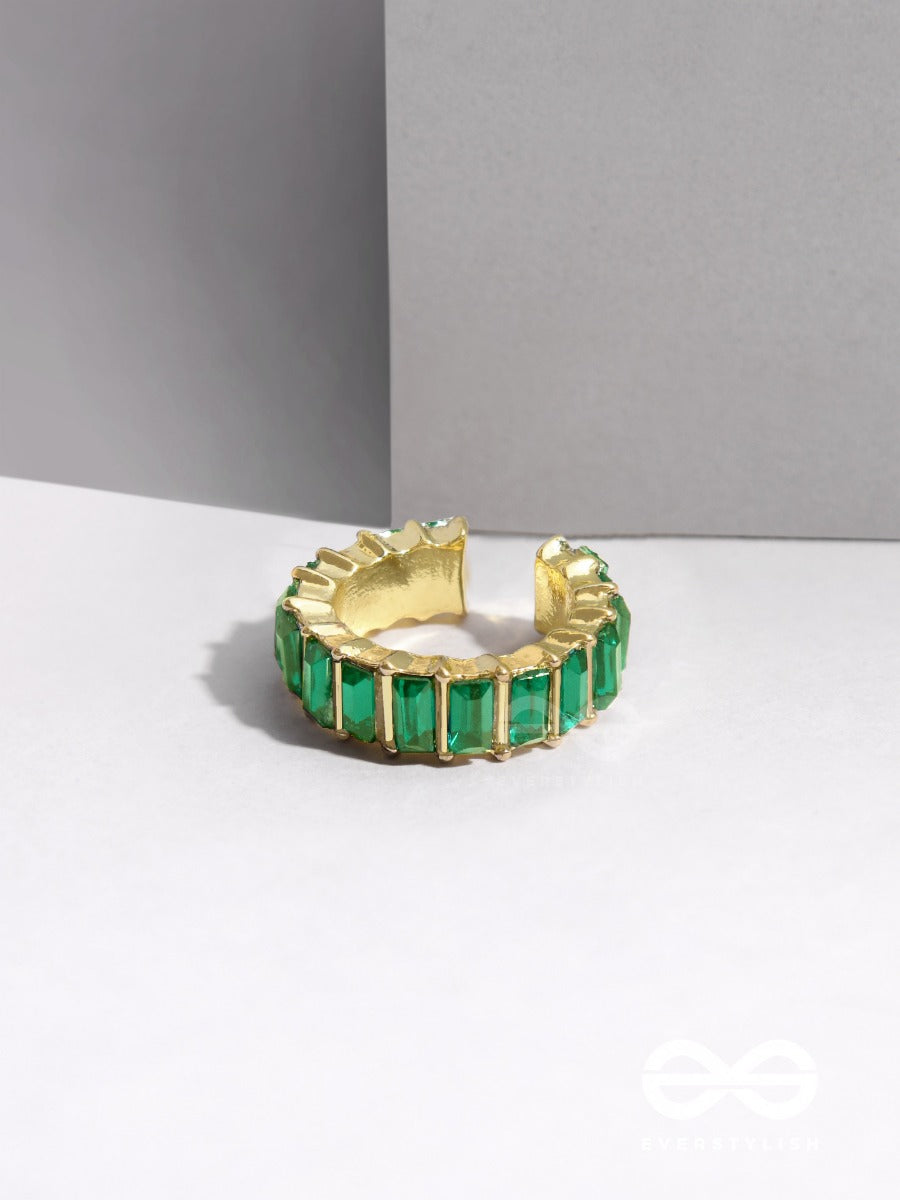 Sparkling Halo - Golden Embellished Ring (Green)