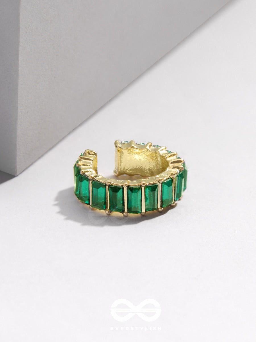 Sparkling Halo - Golden Embellished Ring (Green)