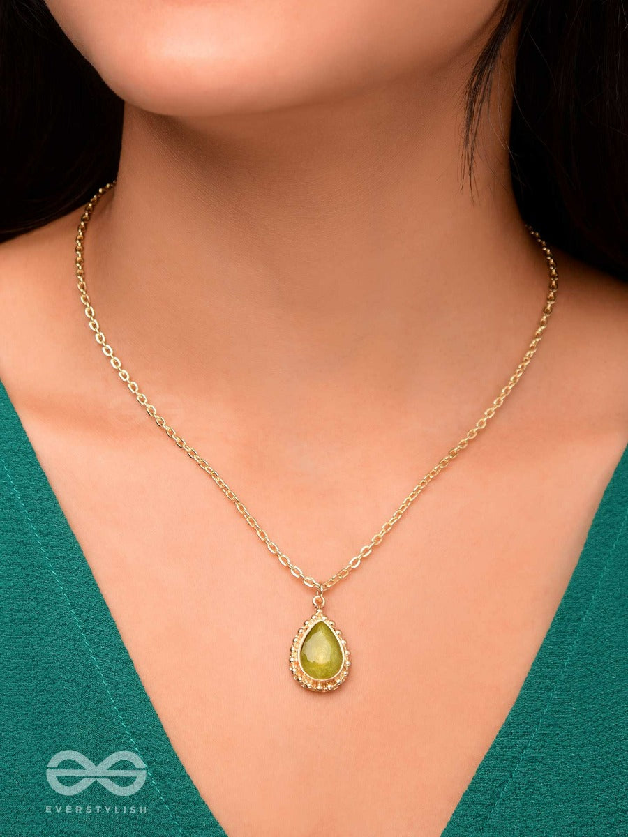 Dewdrop Enchantment - Golden Embellished Neckpiece With Anti-Tarnish Coating