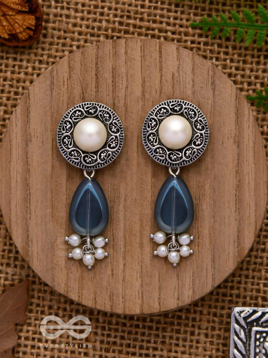 Marine Moonstone - Oxidised Pearl Jhumka Earring