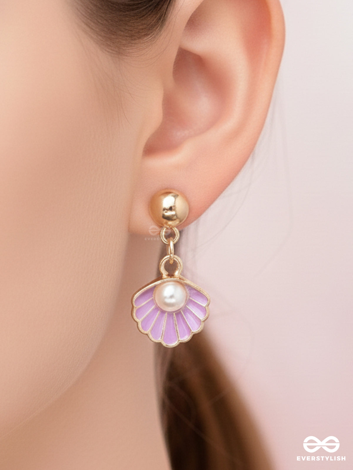 The Oceanic Beauty - Golden Embellished Earrings