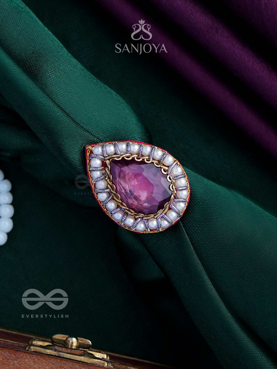 Vrashta - The Magestic Raindrop - Stone And Beads Embroidered Ring