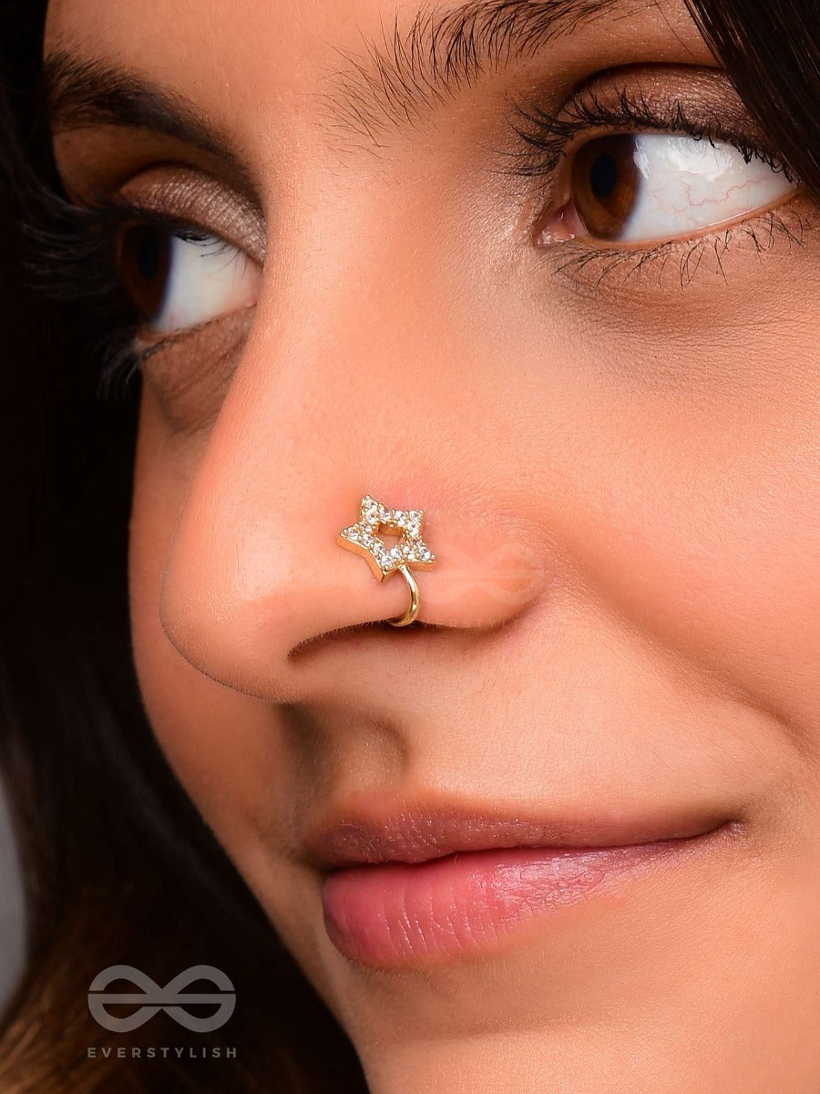 Sparklin' Star - Golden CZ Nosering