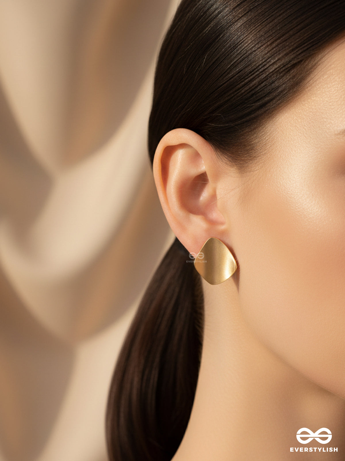 Arched Aura - Golden Stud Earrings