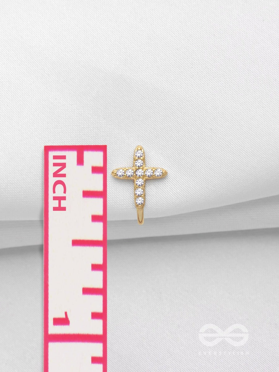 Heavenly Harmony - Golden CZ Nosering (Non-Piercing)