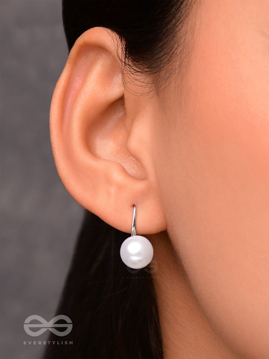 The Groovy Pearl - Silver Embellished Earrings