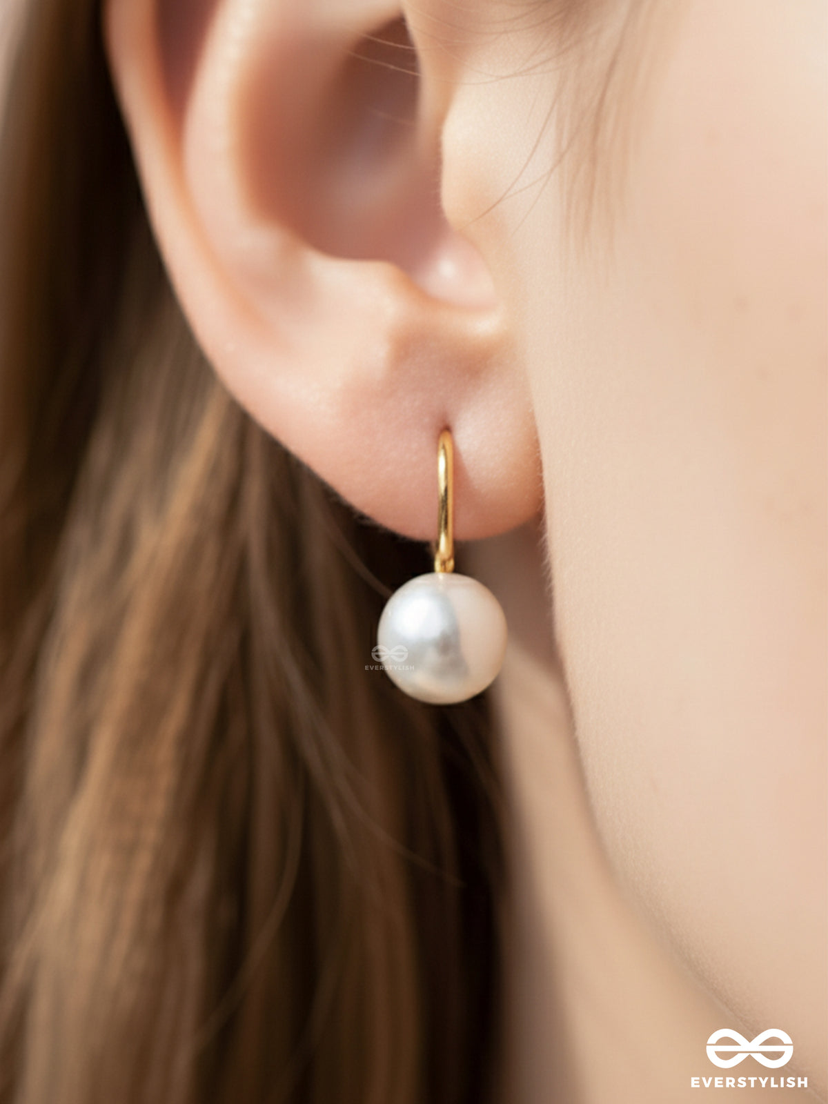 The Groovy Pearl - Golden Embellished Earrings