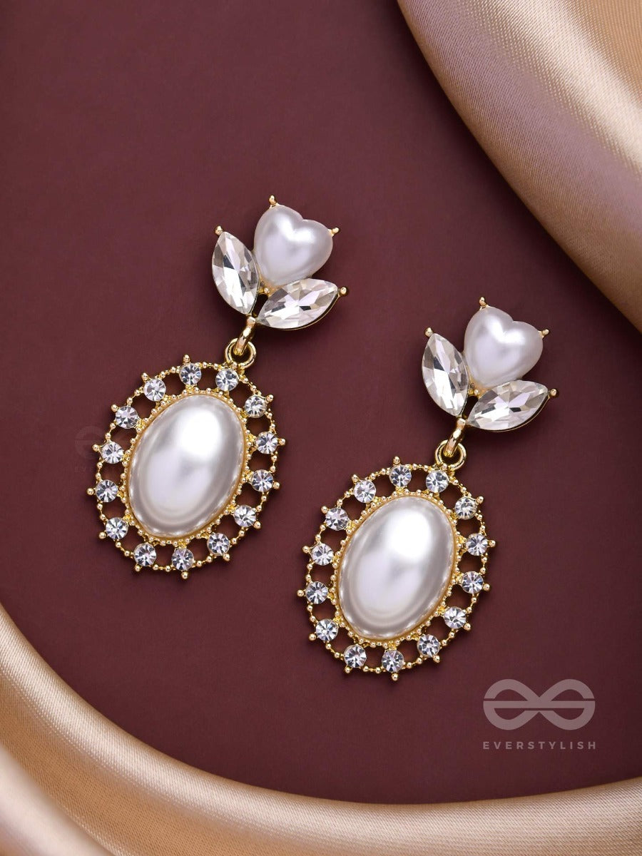 The Graceful Era - Golden Embellished Earrings