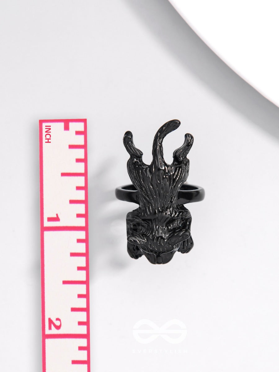 A Majestic Prowl - Statement Black Ring (Adjustable)