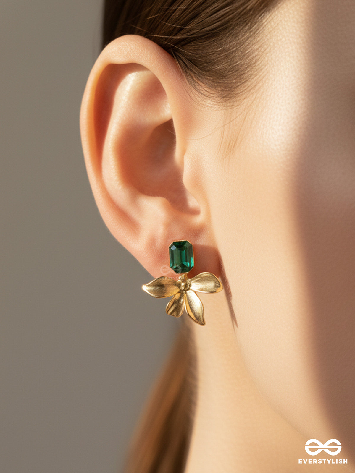 Emerald Dreams - Golden Embellished Earrings