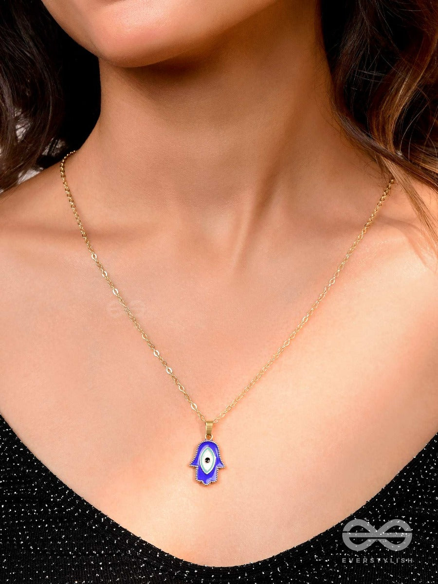 Guardian Palm - Golden Enamelled Pendant With Anti-Tarnish Coating