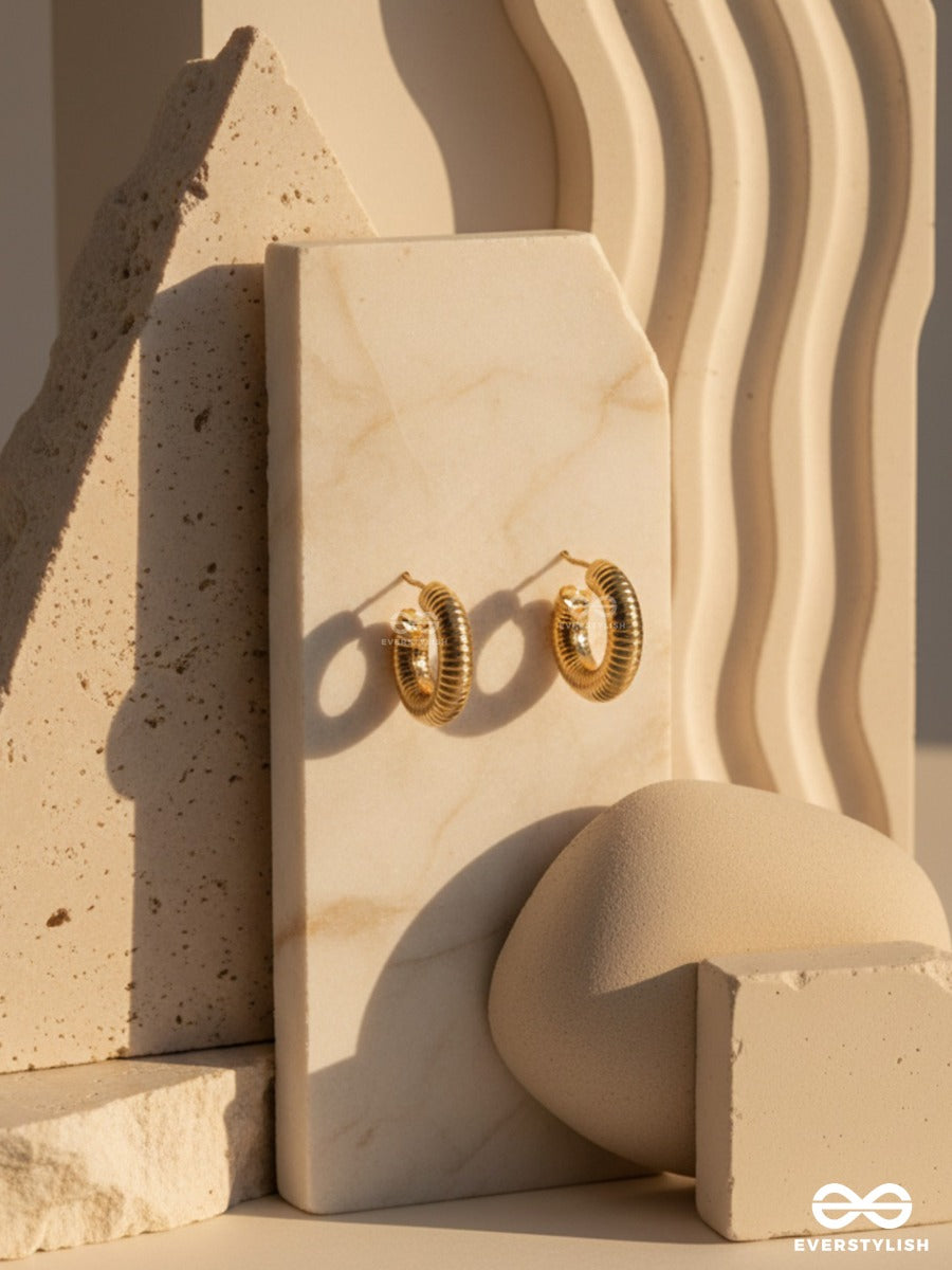 Sunlit Harmony - Statement Golden Earrings