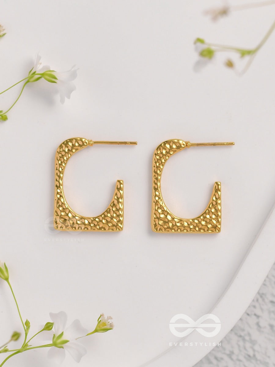 A Pixel Play - Golden Stainless Steel Earrings With Anti-Tarnish Coating