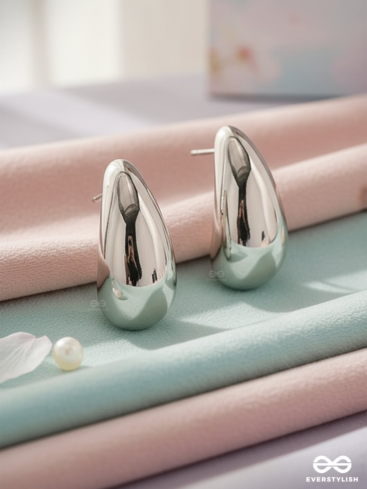 Dreamlight Haze - Silver Earrings
