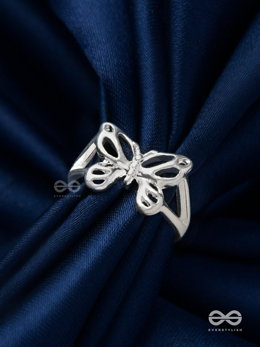 Nightshade Wings - Silver Ring