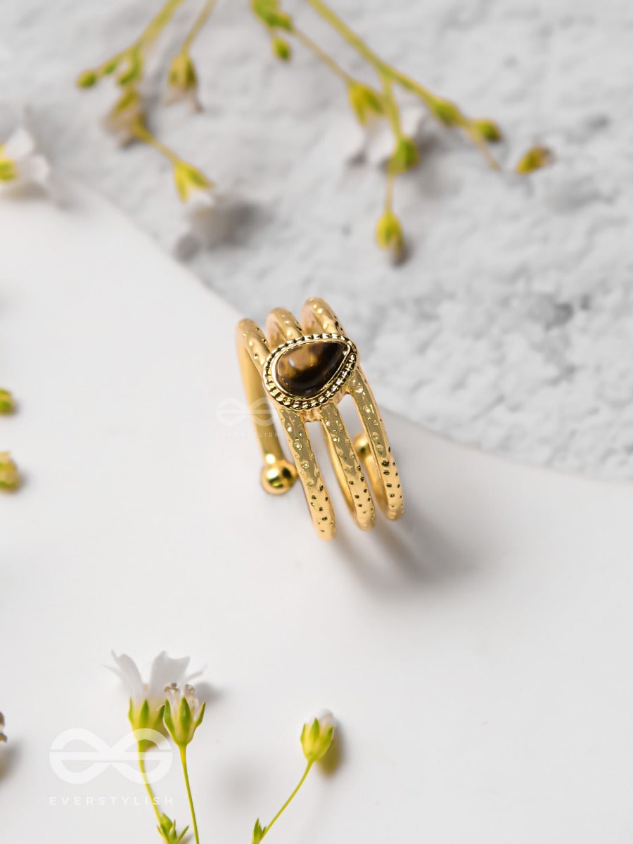 Gilded Mocha Elegance - Golden Beaded Ring