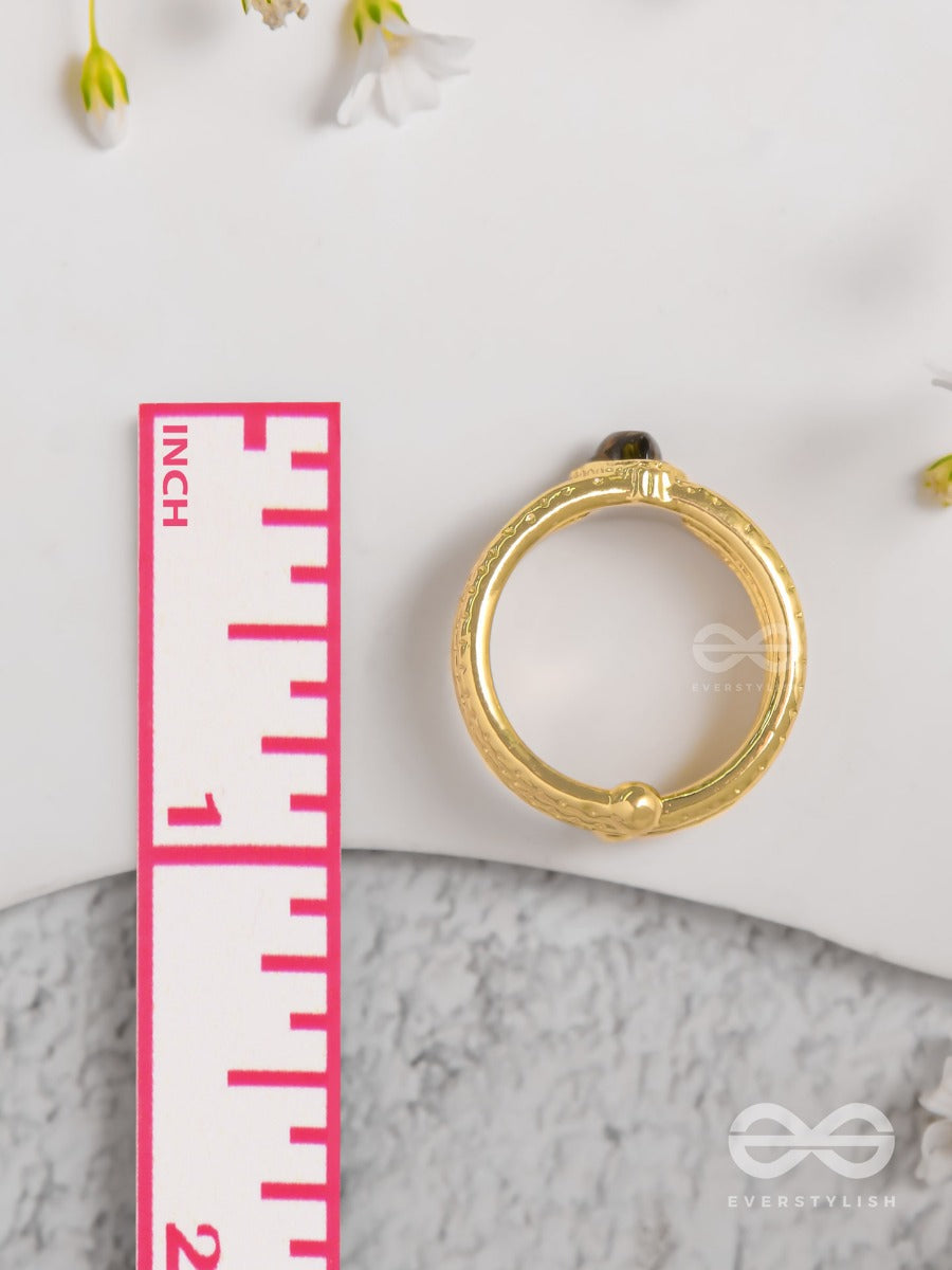 Gilded Mocha Elegance - Golden Beaded Ring