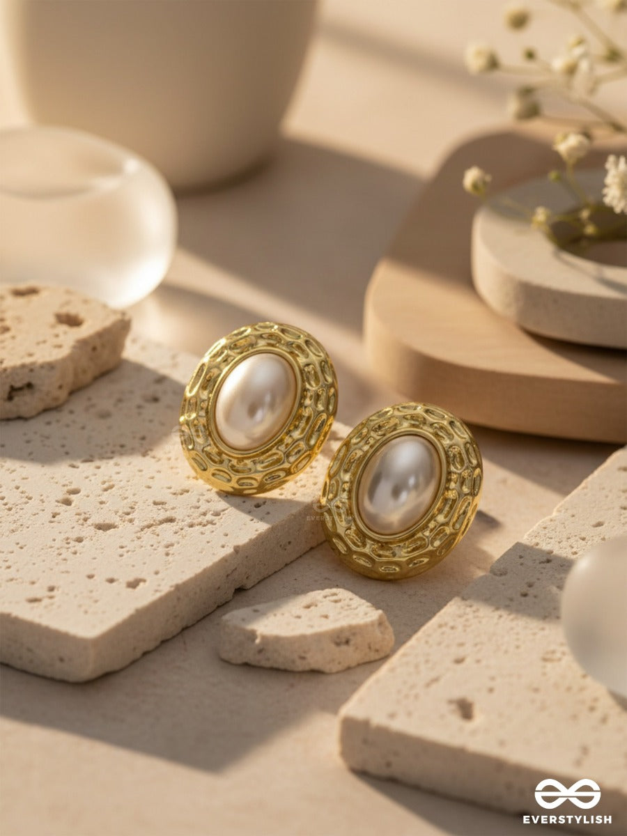 Gilded Pearls - Golden Earrings