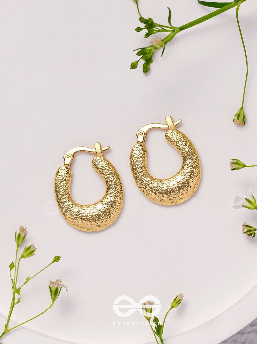 Glittering Halos - Golden Earrings