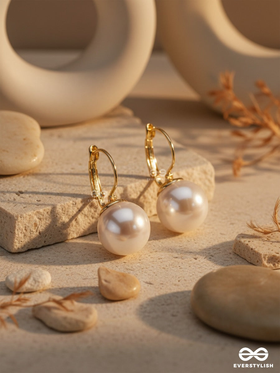 Multichromic Pearls - Holographic Golden Pearl Earrings