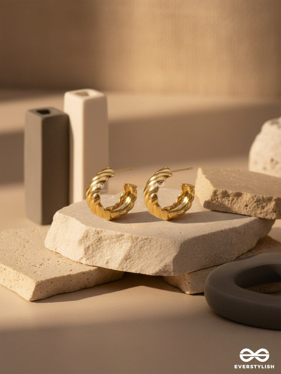 Jubilee Luster - Golden Earrings