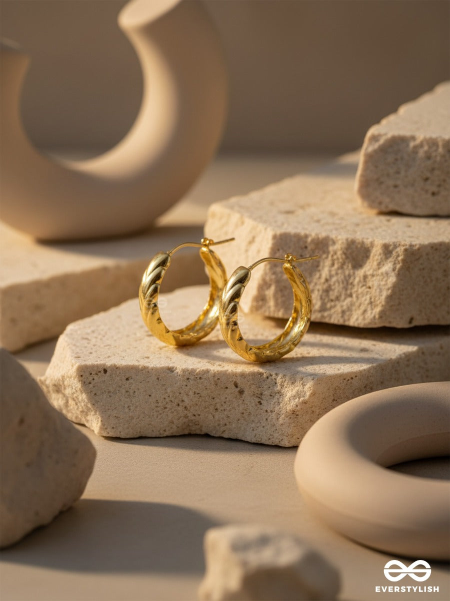 Jubilee Luster - Golden Earrings