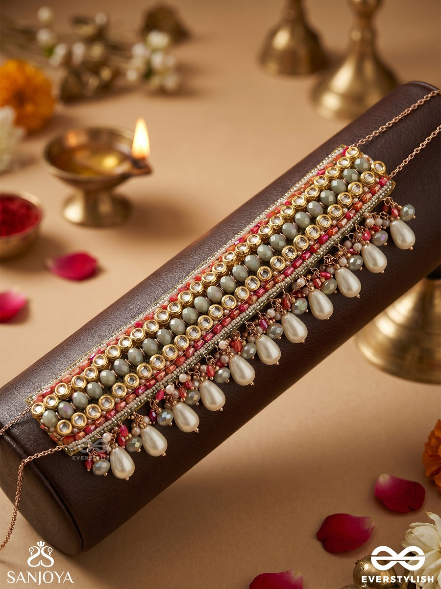 Surveshana - Divine Ornamentation - Festive Necklace With Structured Form And Flowing Details