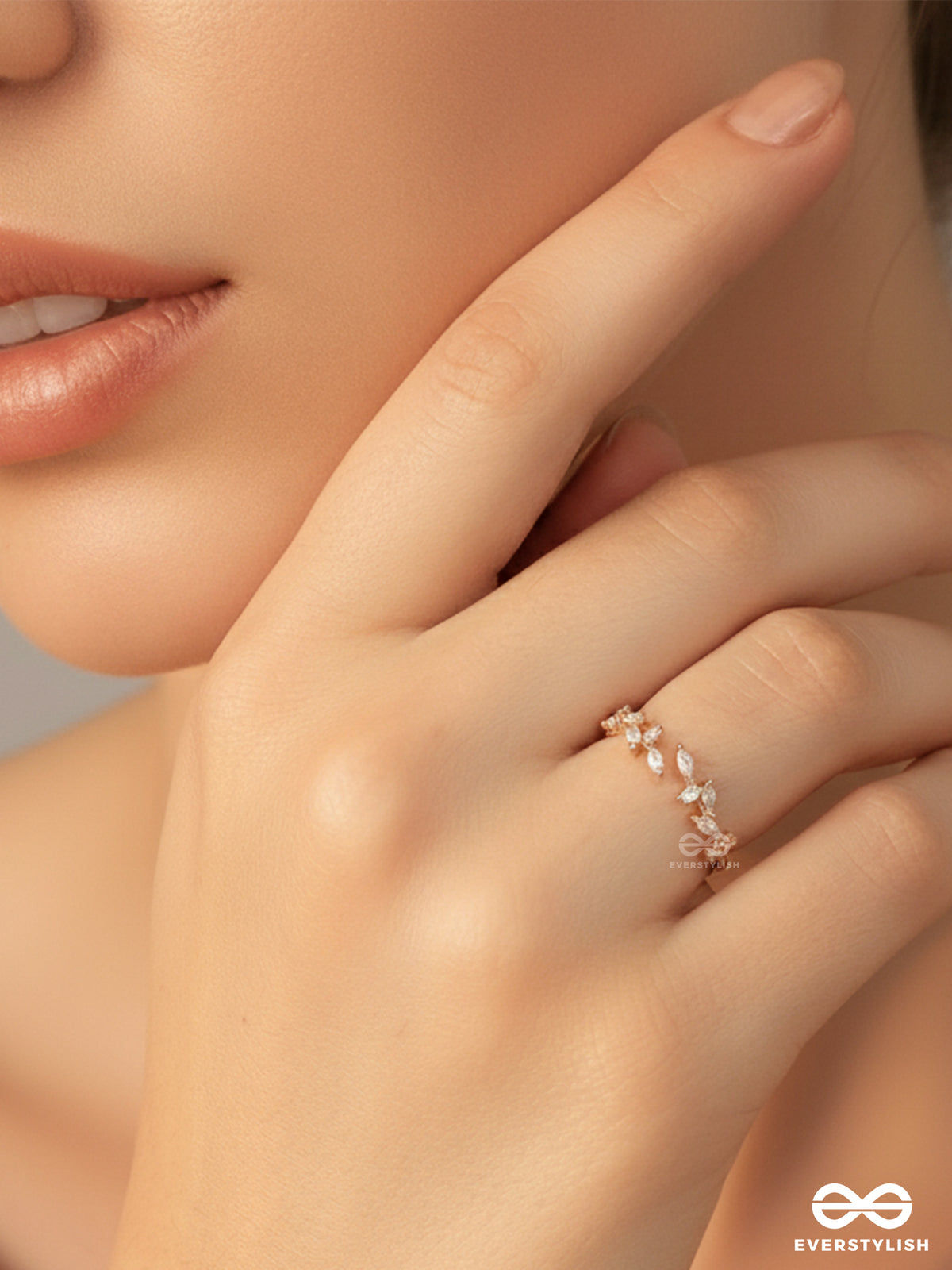 The Snowy Leaves - Embellished Rose Gold Ring