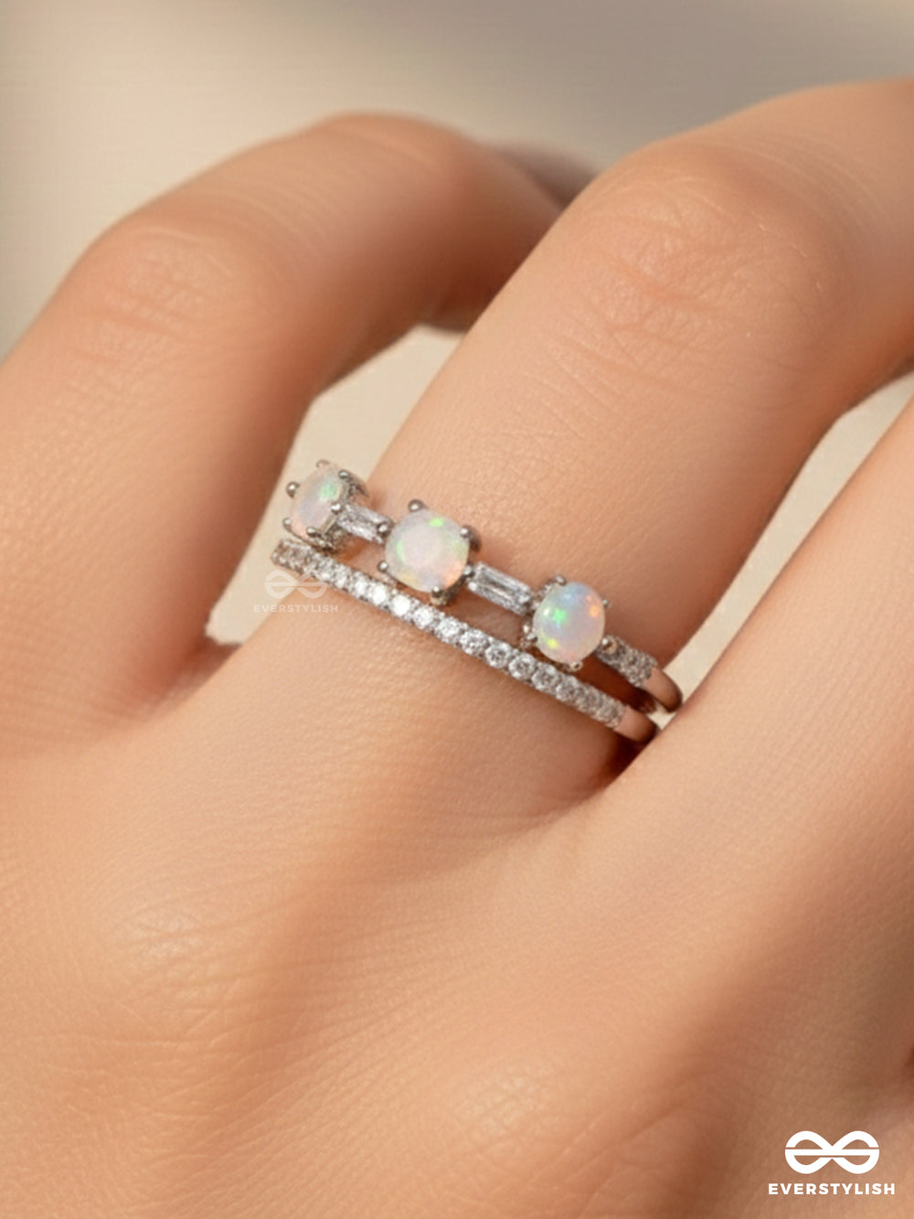 The Honoured Majesty - Silver Cubic Zirconia Ring (Adjustable)