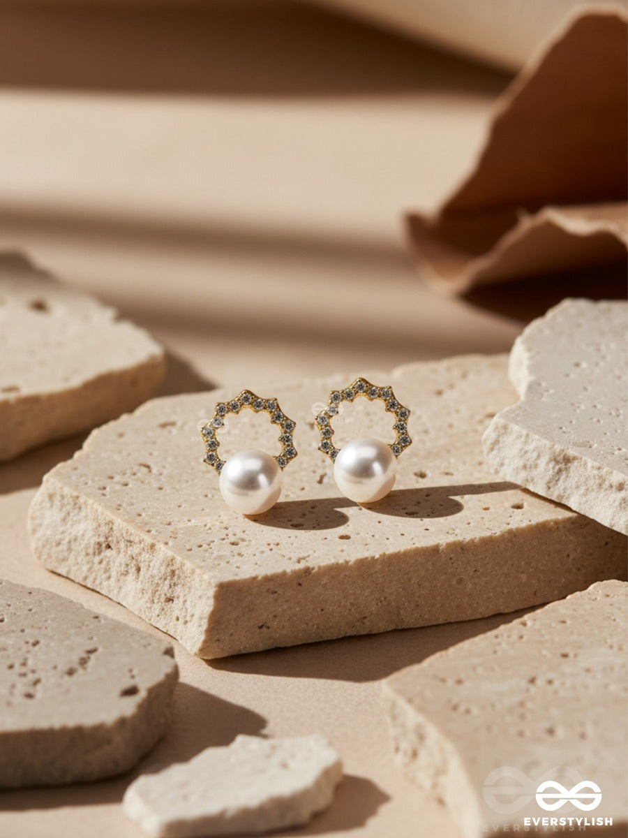 Aura Glow- Elegant Pearl Earrings