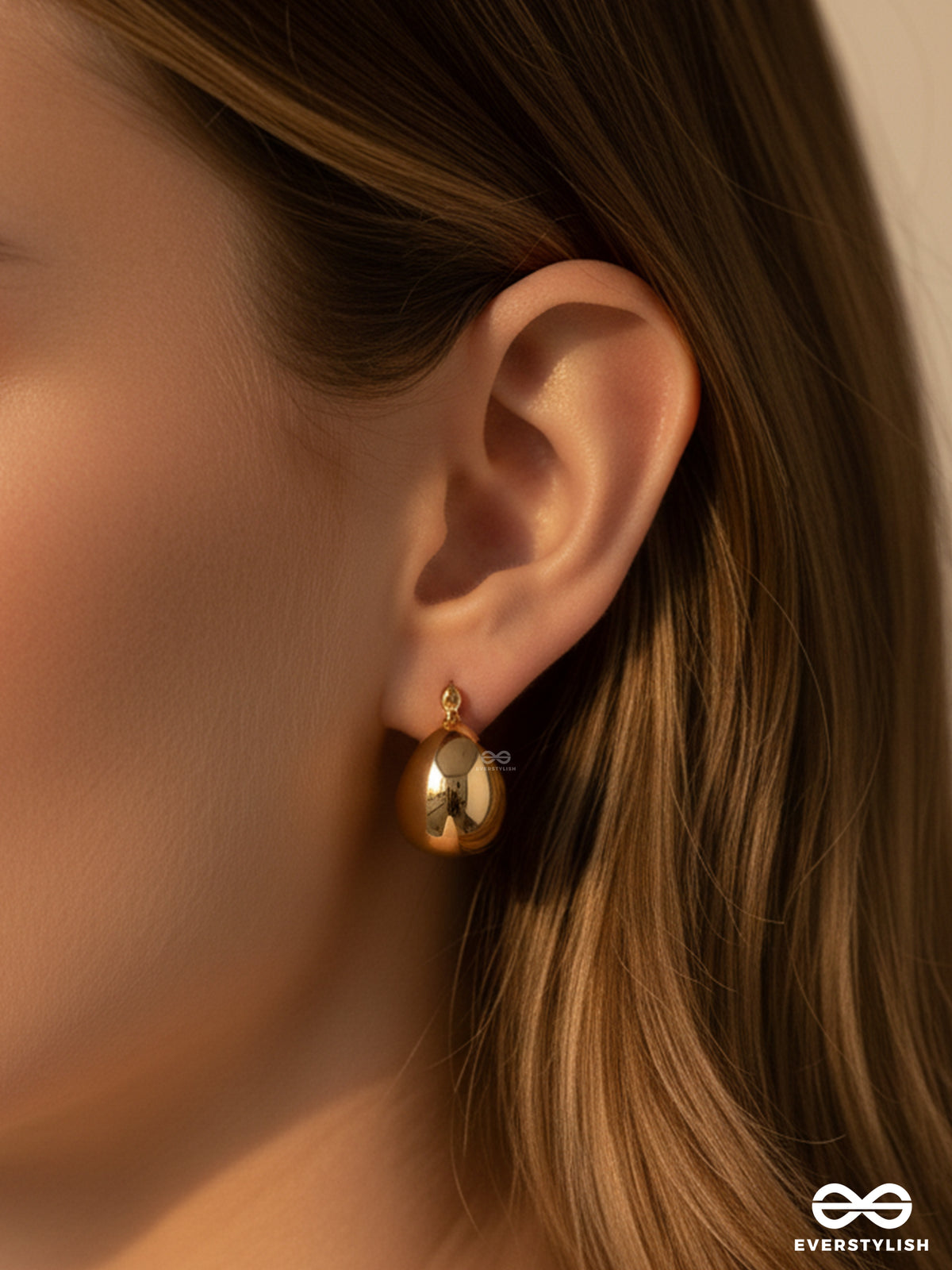 Power Gloss- 18K Gold Plated Anti-Tarnish Luxury Hoop Earrings