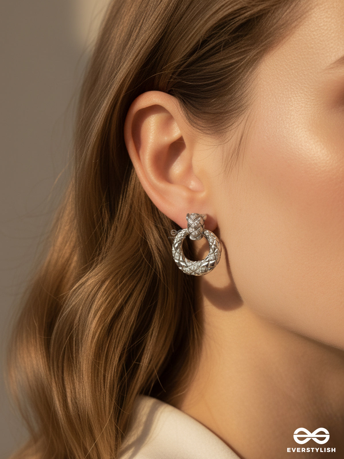 Twisted Glow- Silver-Plated Anti-Tarnish Embellished Round Earrings