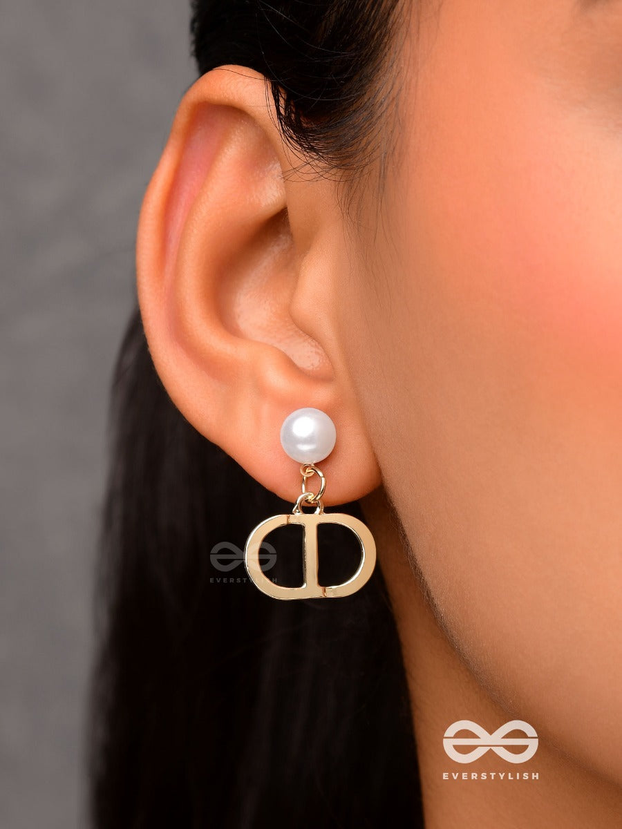 Starlit Orb- Dangling Pearl Earrings With Golden Spheres