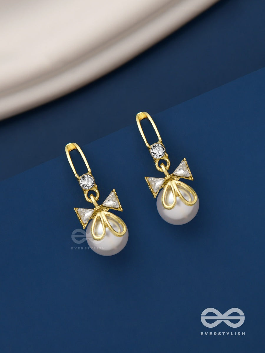 Royal Chic- Golden Dangling Earrings With Crystal And Pearl