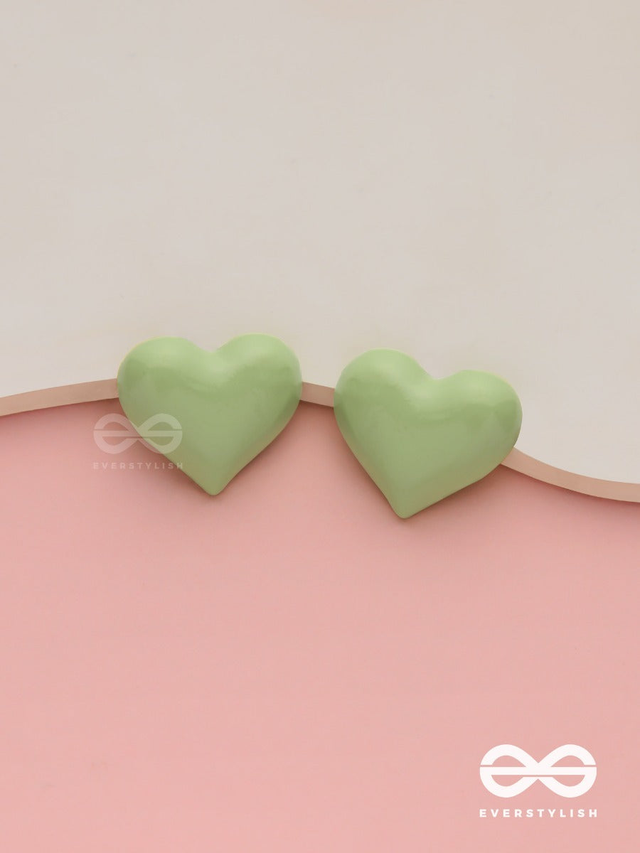 Lush Amour - Green Heart Shaped Studs