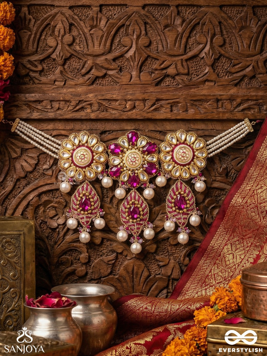 Manimandari - Jewelled Form - Elegant Necklace With Ornamental Panels And Multi-Drop Fringe