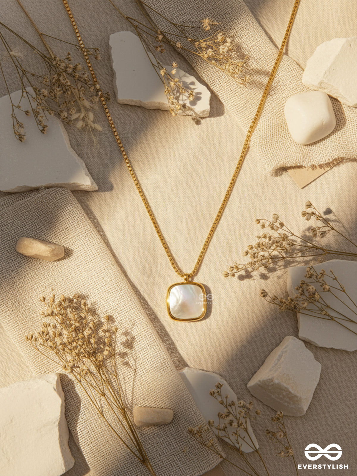 Soft Halo - Stainless Steel Anti-Tarnish Holographic Stone Pendant Necklace