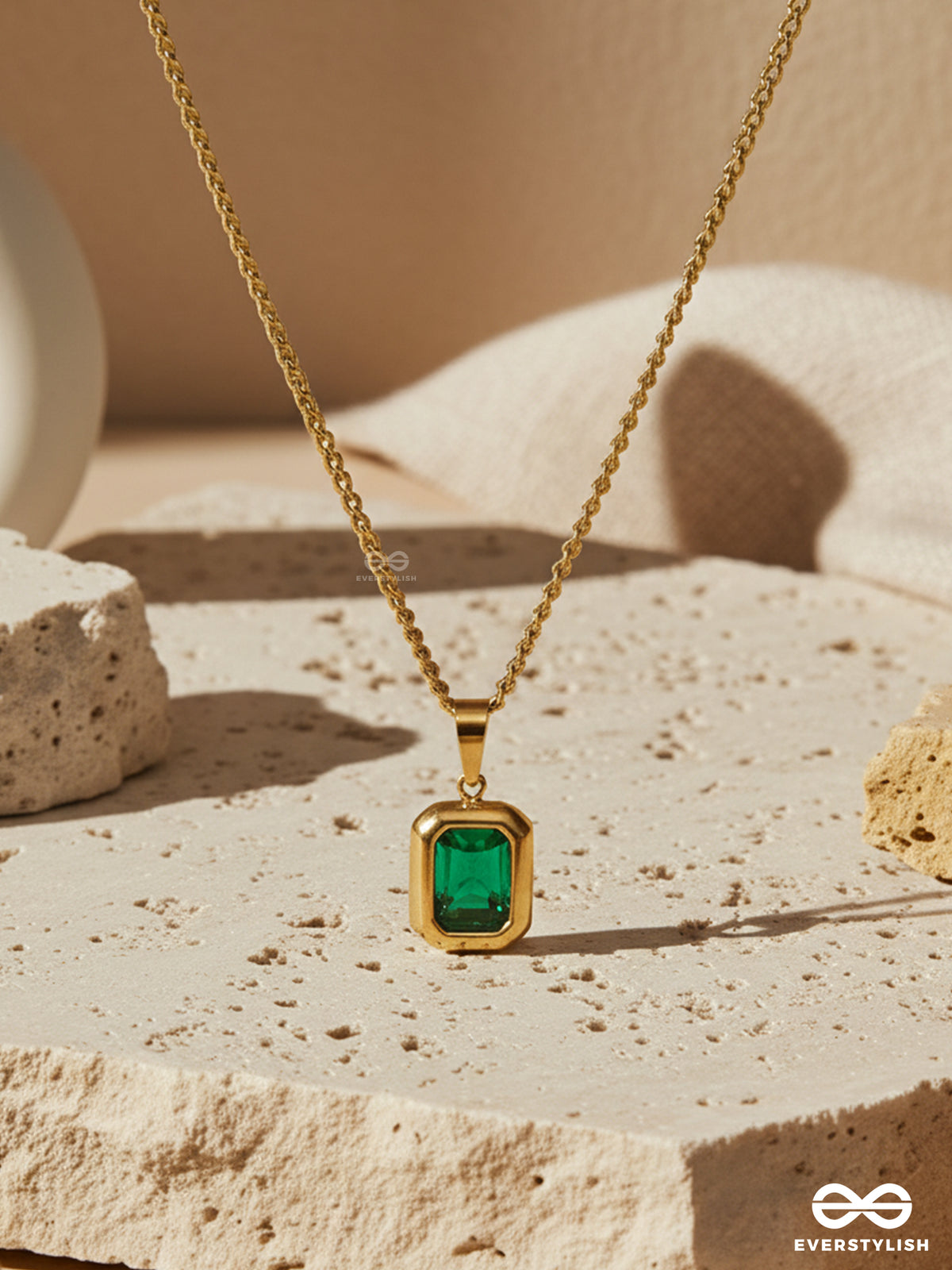 Jade Gleam - Stainless Steel Anti-Tarnish Emerald Pendant Necklace