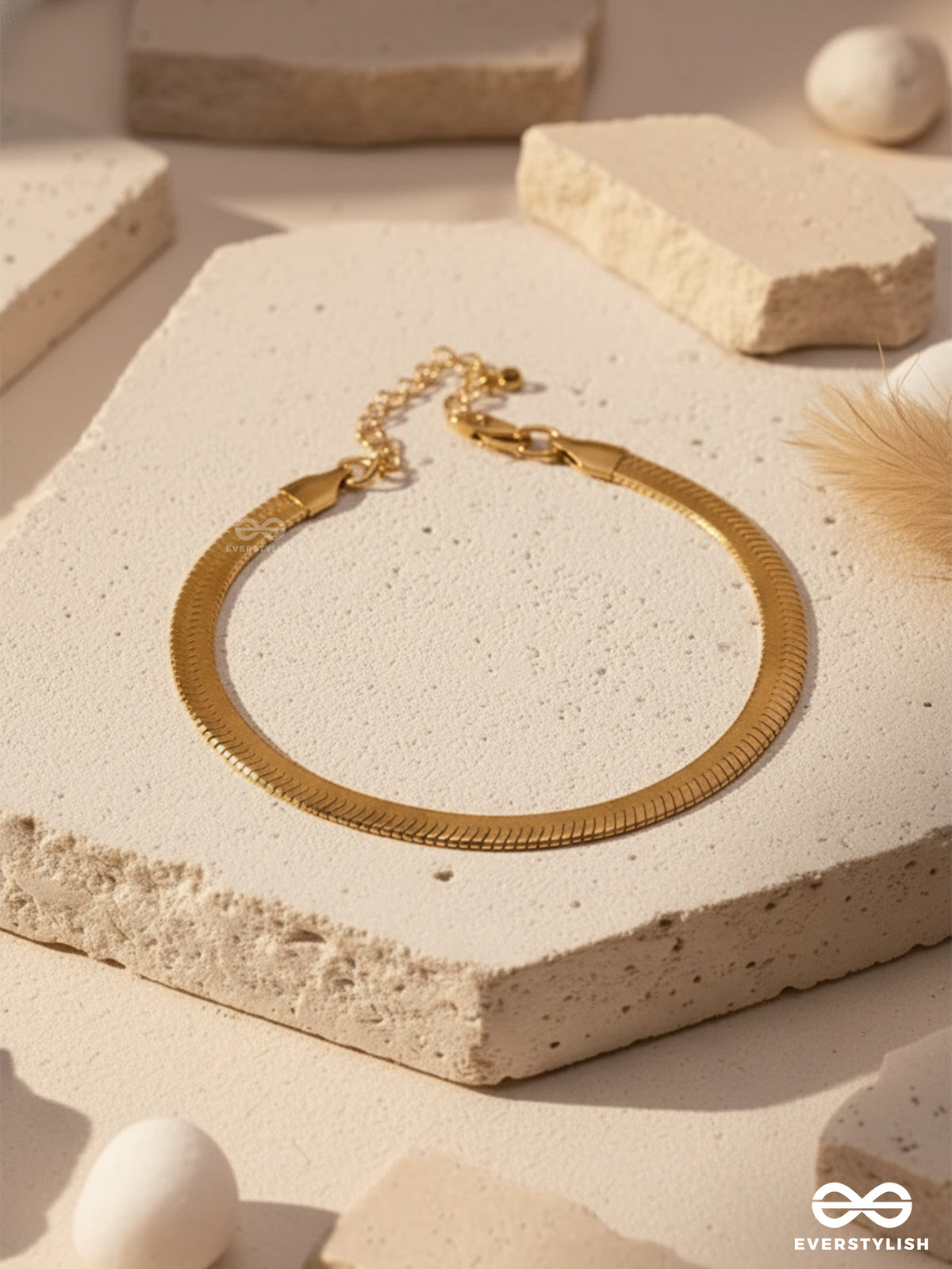 Golden Glow - Stainless Steel Anti-Tarnish Golden Bracelet