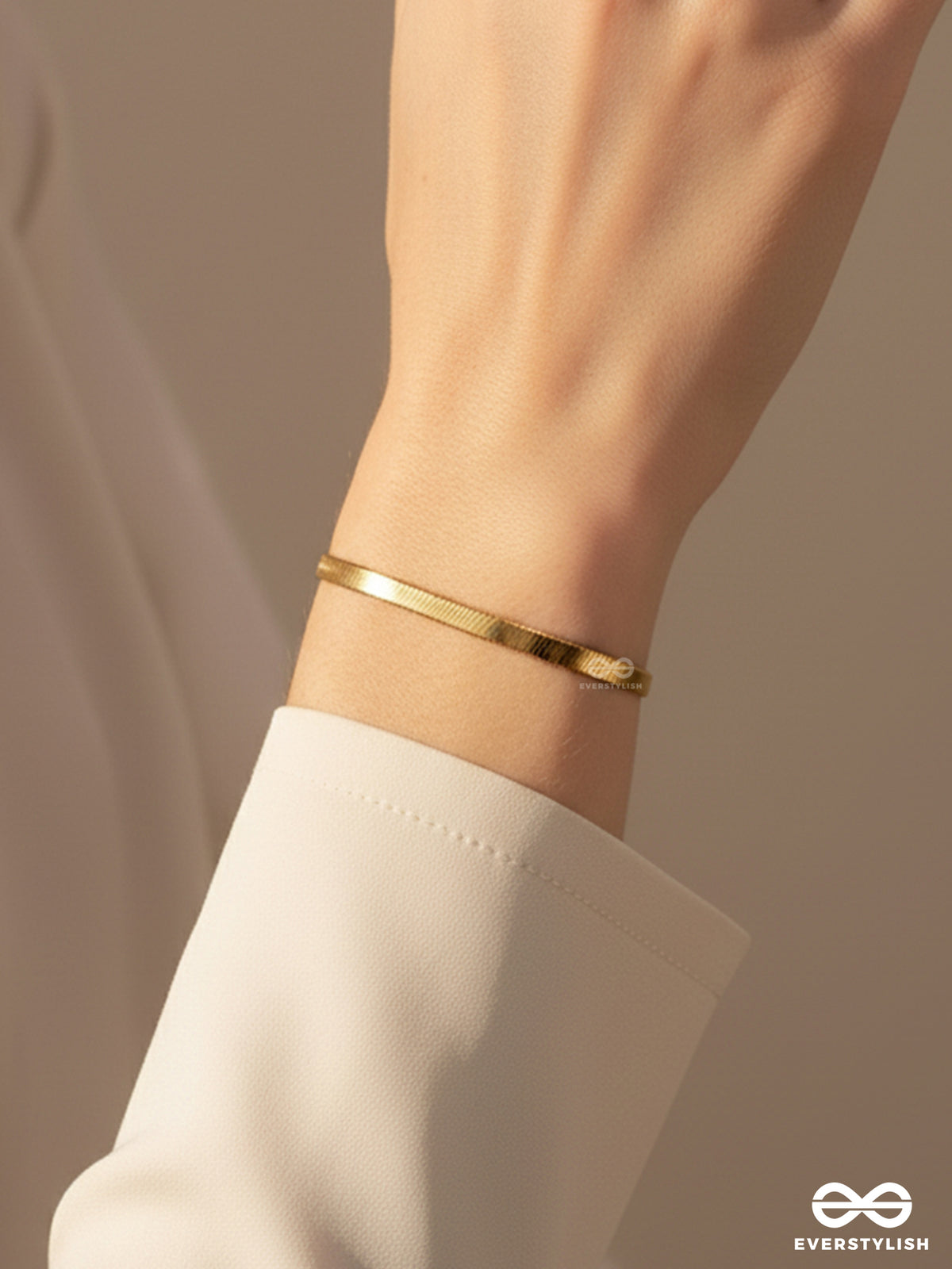 Golden Glow - Stainless Steel Anti-Tarnish Golden Bracelet