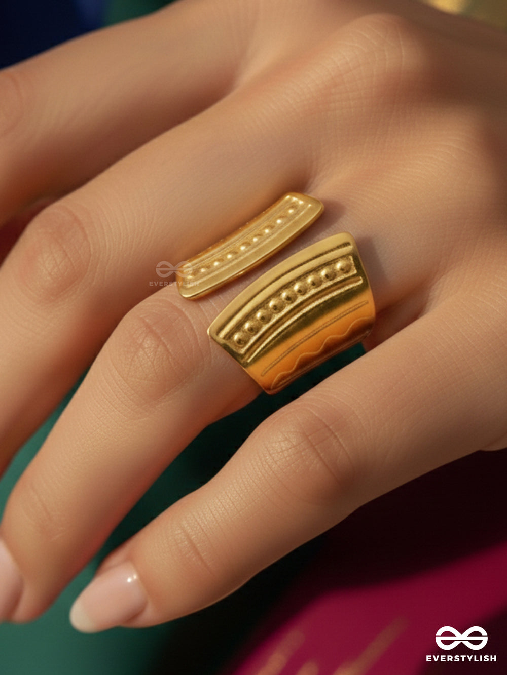 Regal Arc - Engraved Stainless Steel Anti-Tarnish Ring
