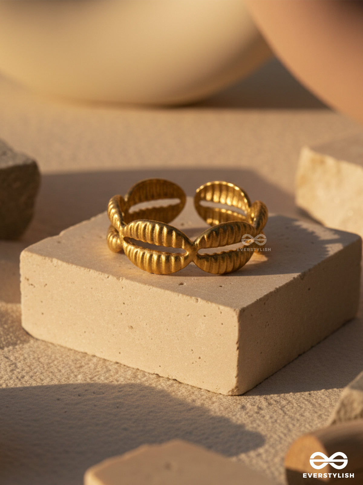 Earthy Whimsy - Golden Stainless Steel Anti-Tarnish Ring