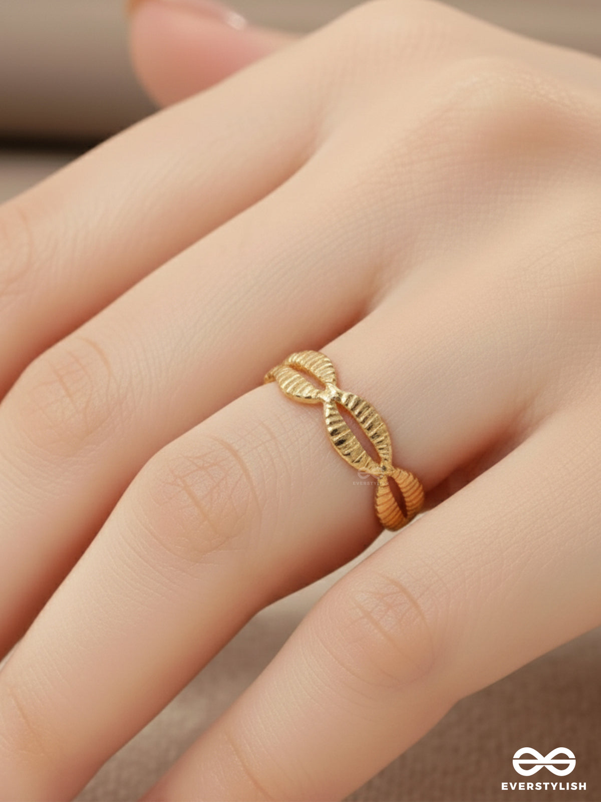 Earthy Whimsy - Golden Stainless Steel Anti-Tarnish Ring
