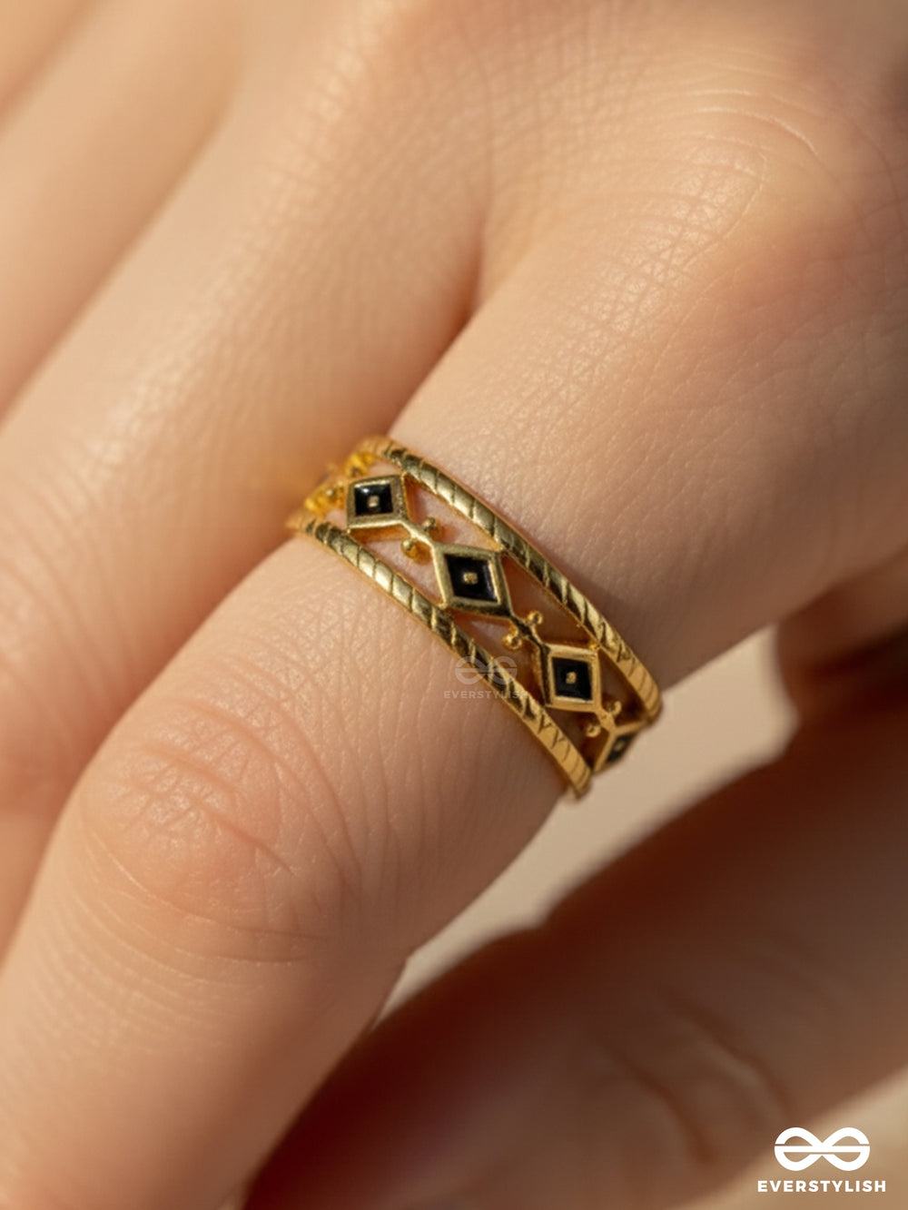 Mystic Frames - Golden Stainless Steel Anti-Tarnish Geometric Ring