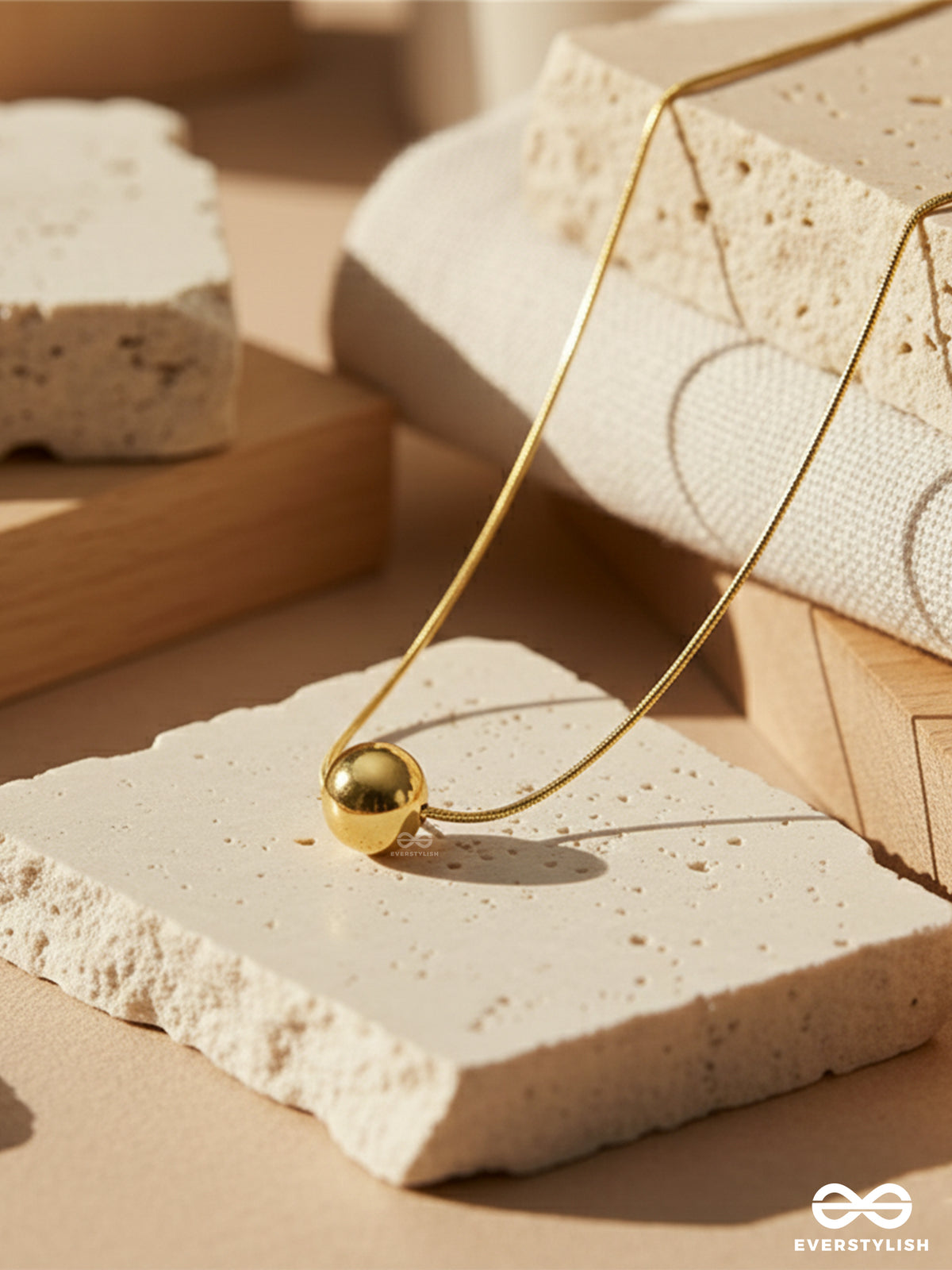 Lusture Orb - Golden Stainless Steel Neckpiece
