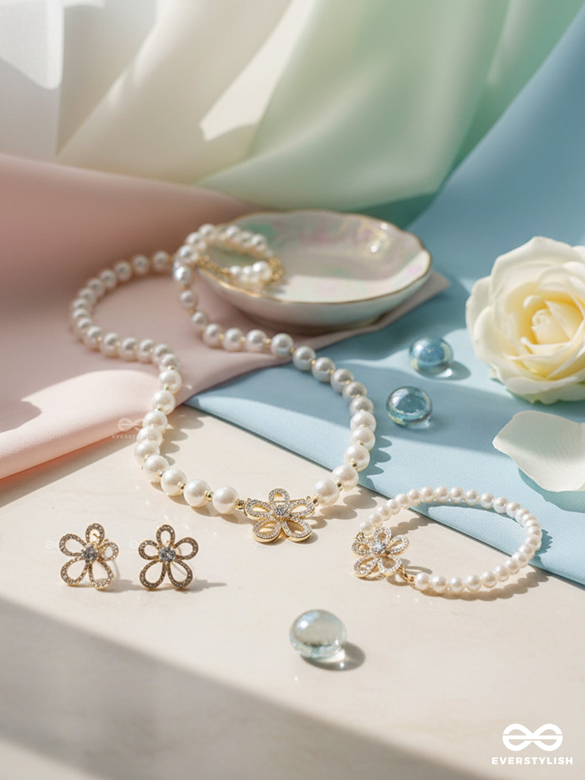 Blossom Pearl - Delicate Beauty In Every Detail Set With Neckpiece, Earrings And Bracelet