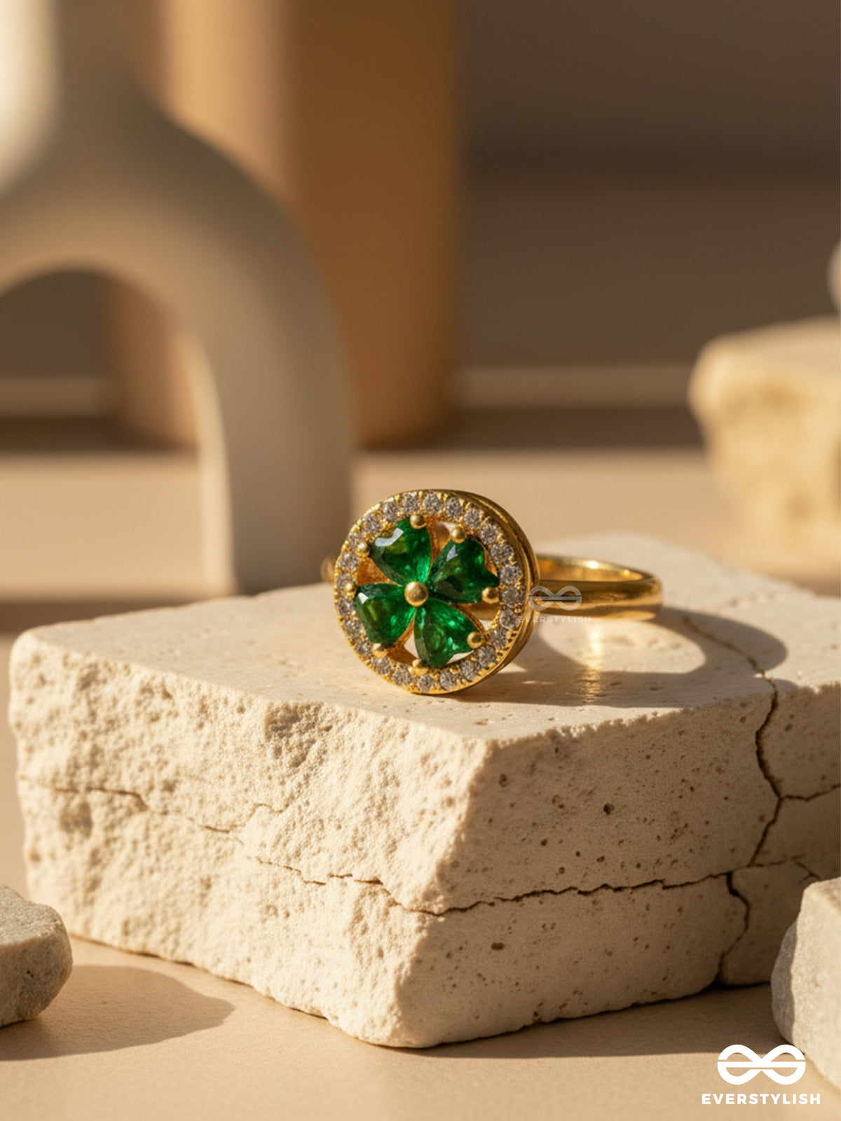 Emerald Essence - Anxiety Spinning Ring Inlaid With Cubic Zicronia Stones