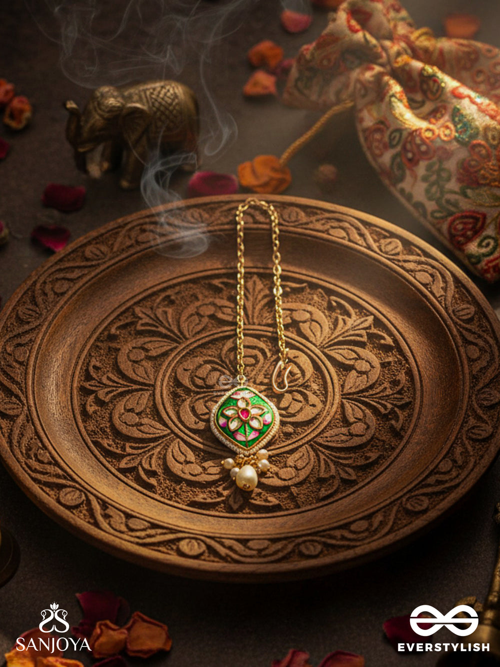 Harinakshi - Doe-Eyed Beauty - Graceful Handcrafted Kundan Maangtika With Polki Accents And Pearl Details